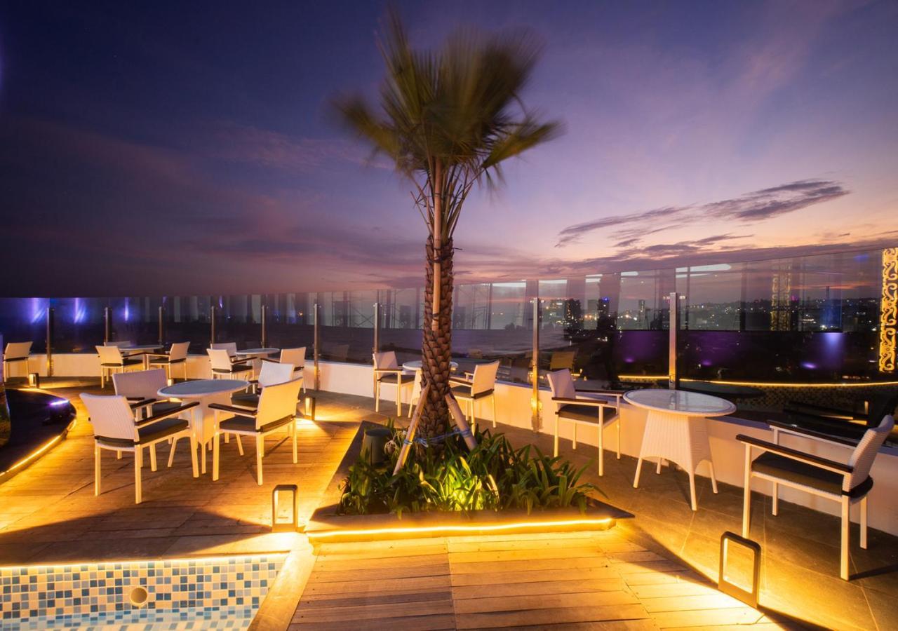 Pentacity Hotel Balikpapan Εξωτερικό φωτογραφία