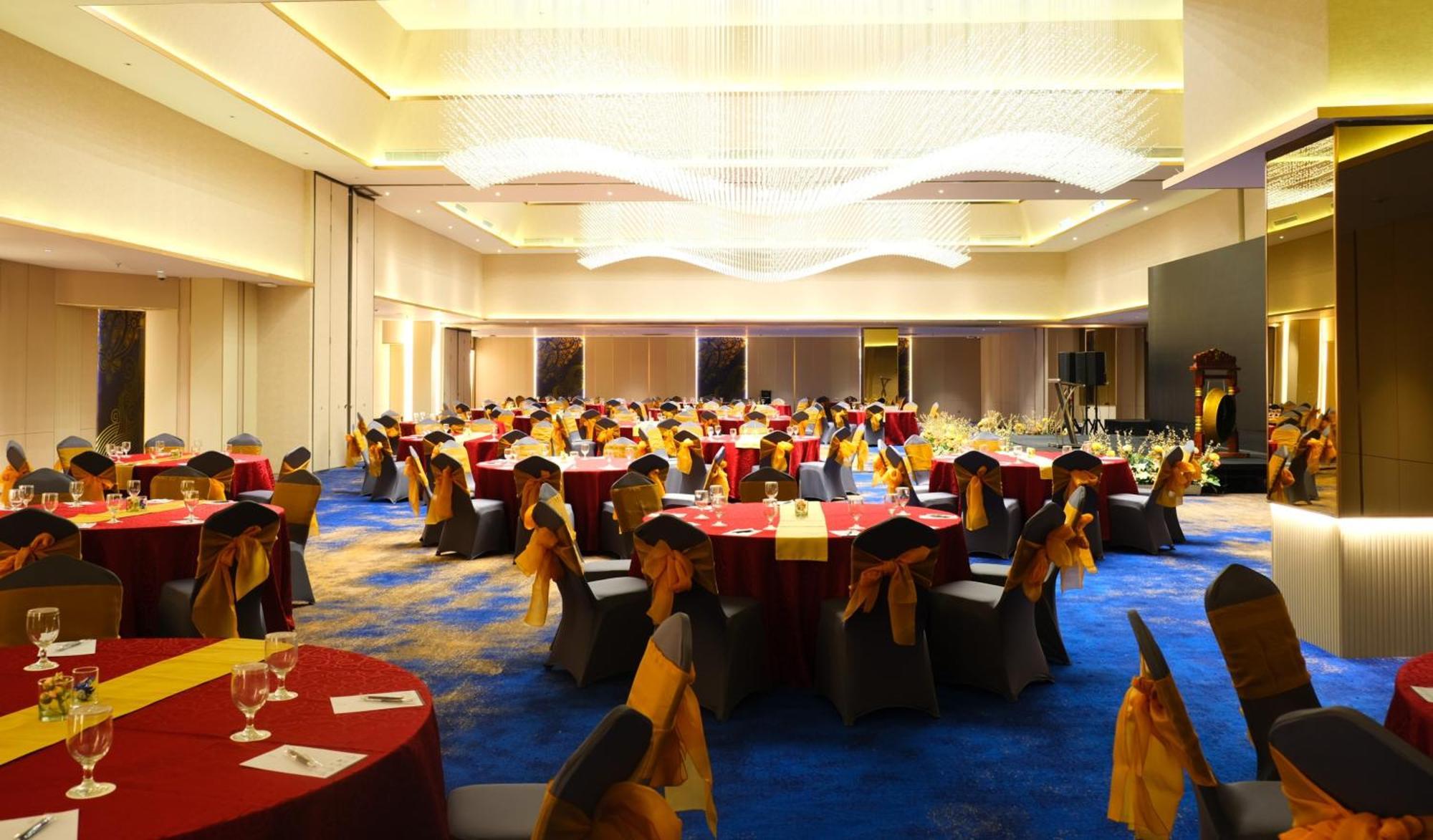 Pentacity Hotel Balikpapan Εξωτερικό φωτογραφία