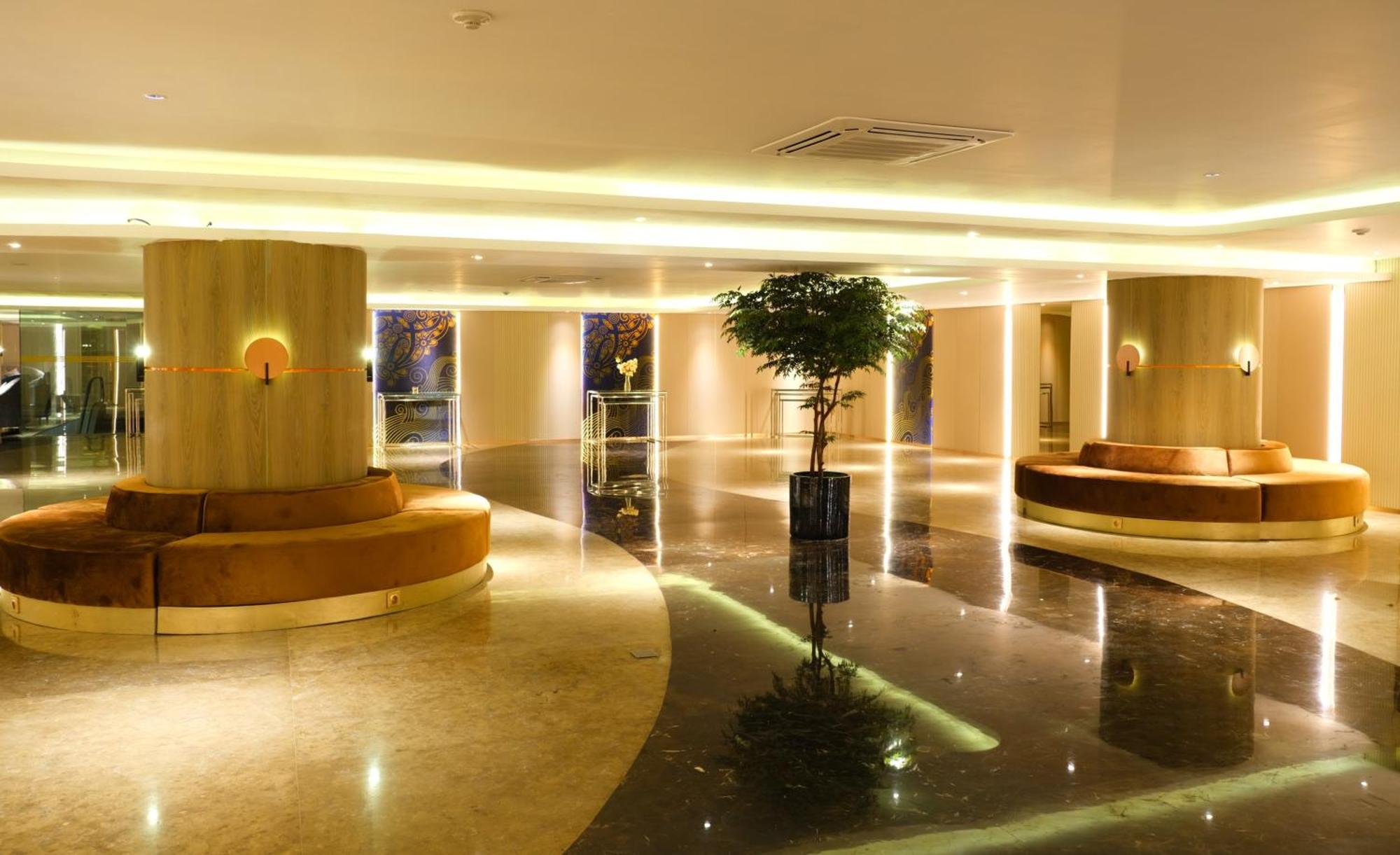Pentacity Hotel Balikpapan Εξωτερικό φωτογραφία